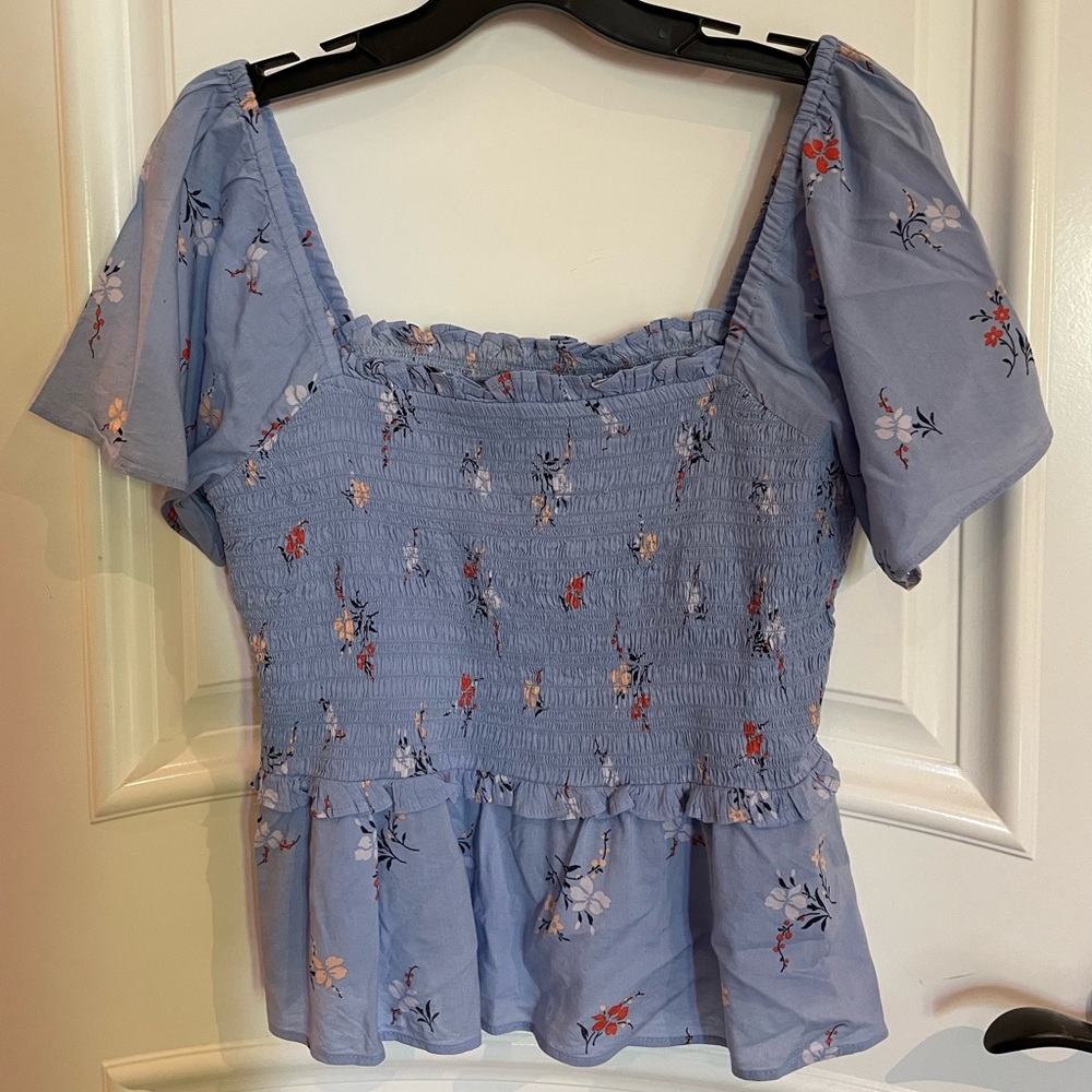 Madewell Blue Smocked Flutter-Sleeve Aloha Floral Top (Medium)